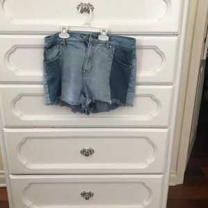 PACSUN TWO TONED SHORTS